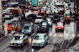 车用连接器助力自动驾驶和新能源汽车-乐清市地宏接插件有限公司